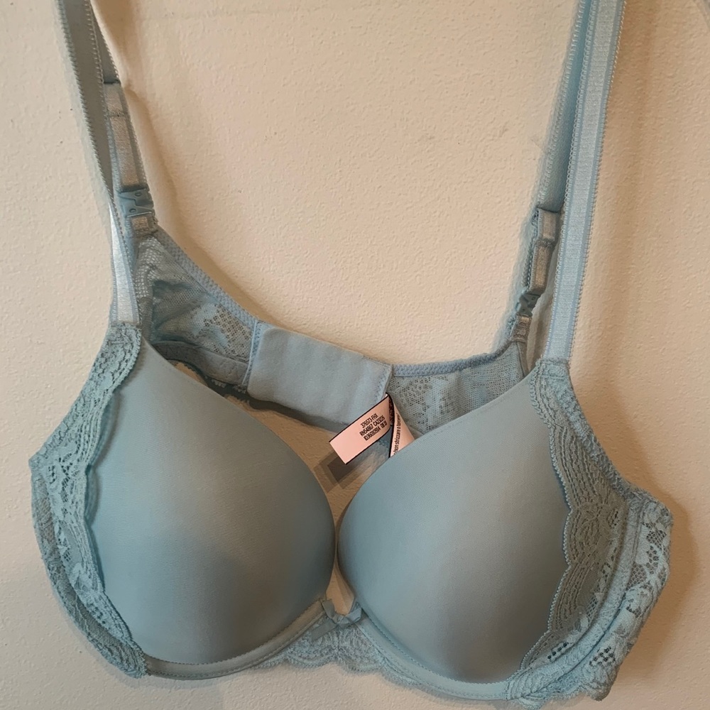 Victoria Secret Bra - 38B